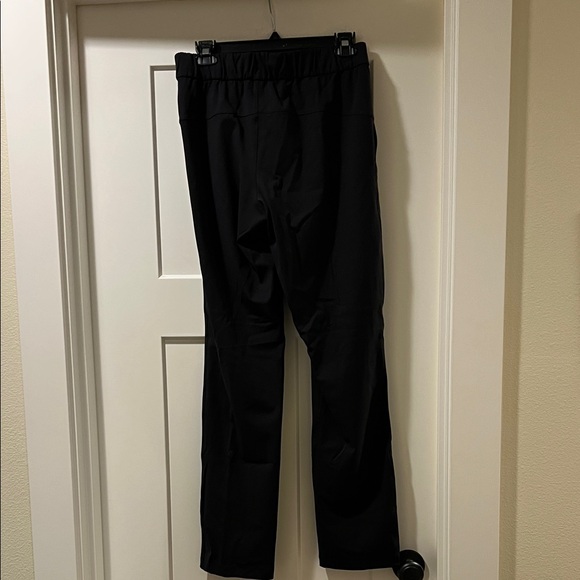 lululemon athletica Women's On the Fly pants - Picture 3 of 4